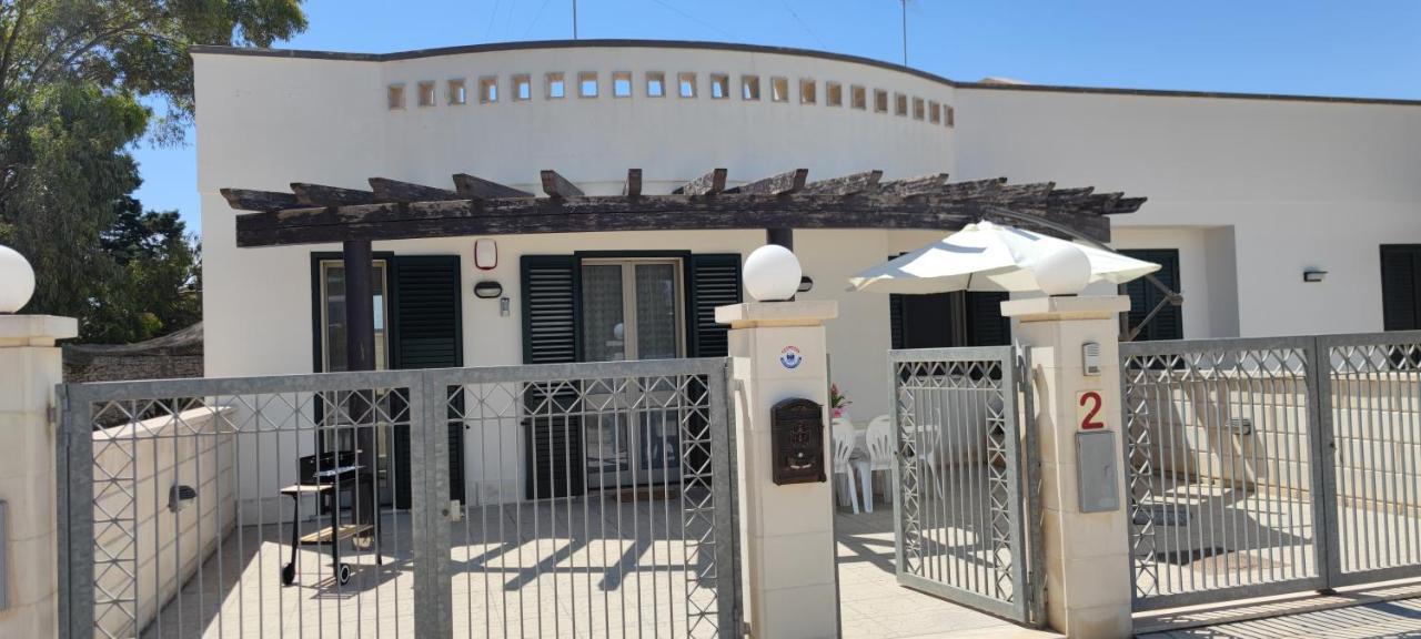 Casa Vacanze Il Sorriso Di Emi Torre Suda Εξωτερικό φωτογραφία